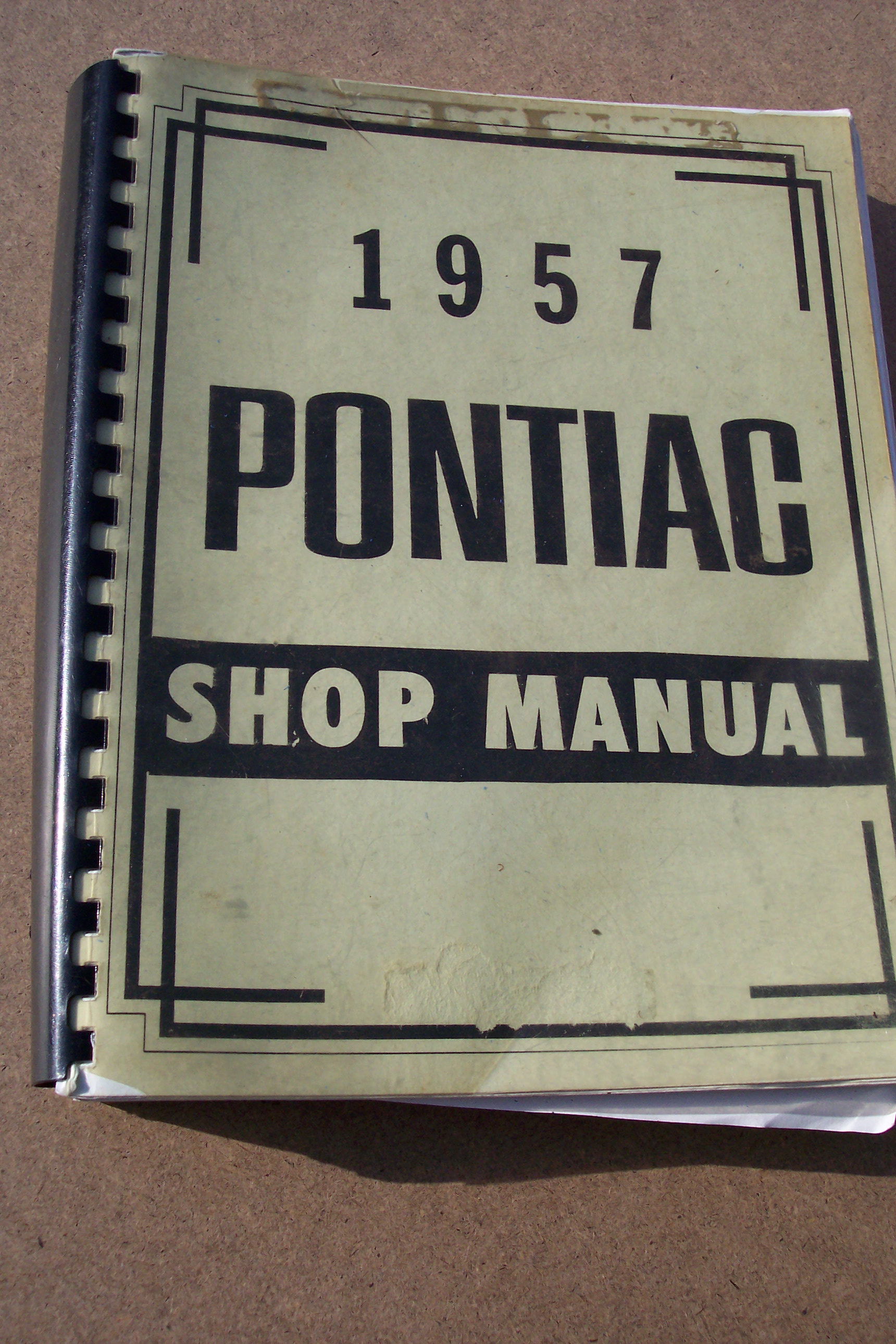 57PONTIACshopmanual.JPG